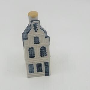 #24 KLM Blue Delft House Bottle by BOLS Original Amsterdam New